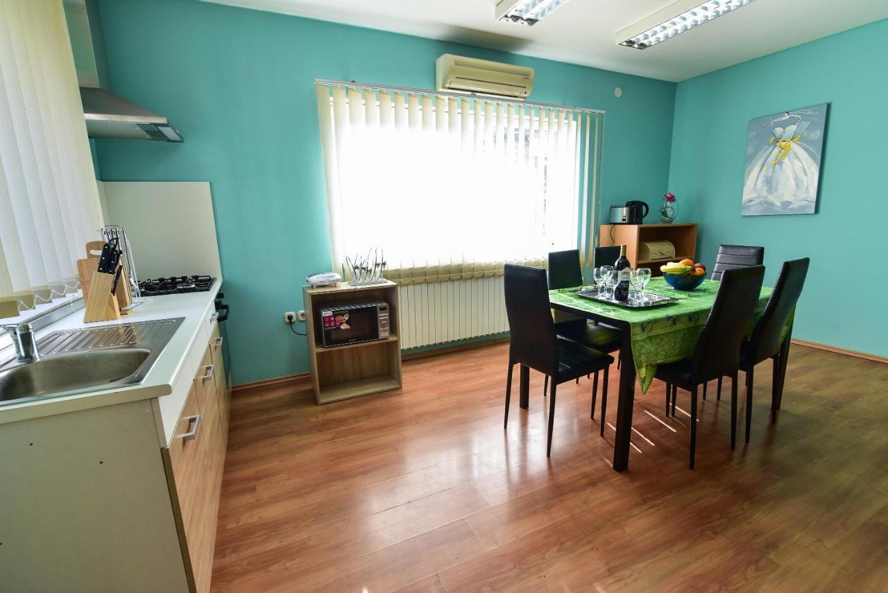 L&L Holiday Apartment ザダル エクステリア 写真